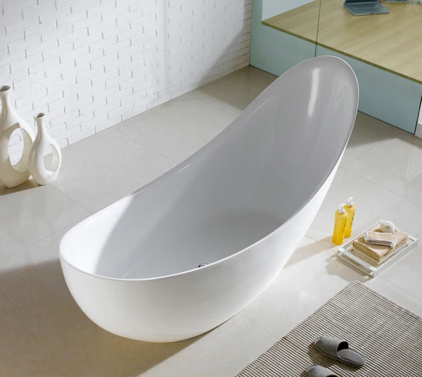 POSH bath tub from Infinity Plus Bathrooms Bayswater VIC